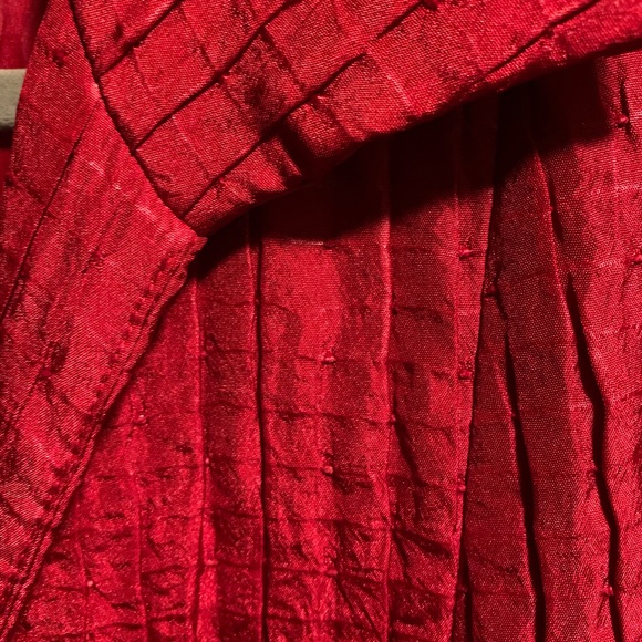 WOW! Chicos Red Dressy Blazer, SZ 2 w 3 close loop - Picture 4 of 5